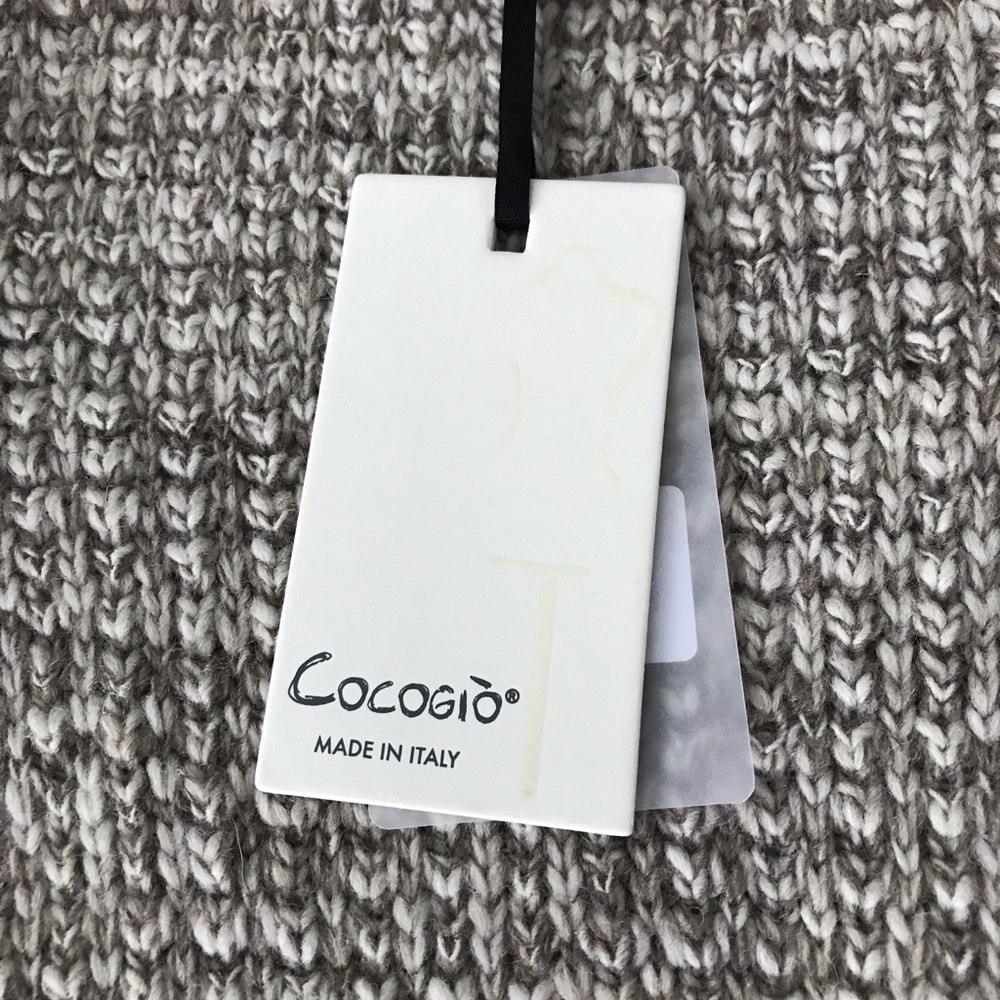 Italian Wool Cropped Jacket - Picture 3 of 6